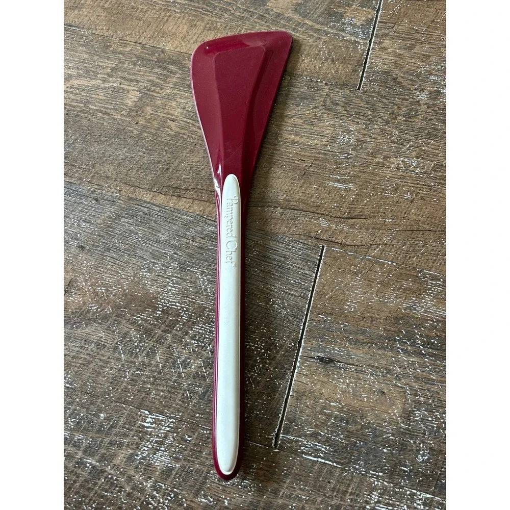 Pampered Chef Mega Scraper Silicone Spatula 15